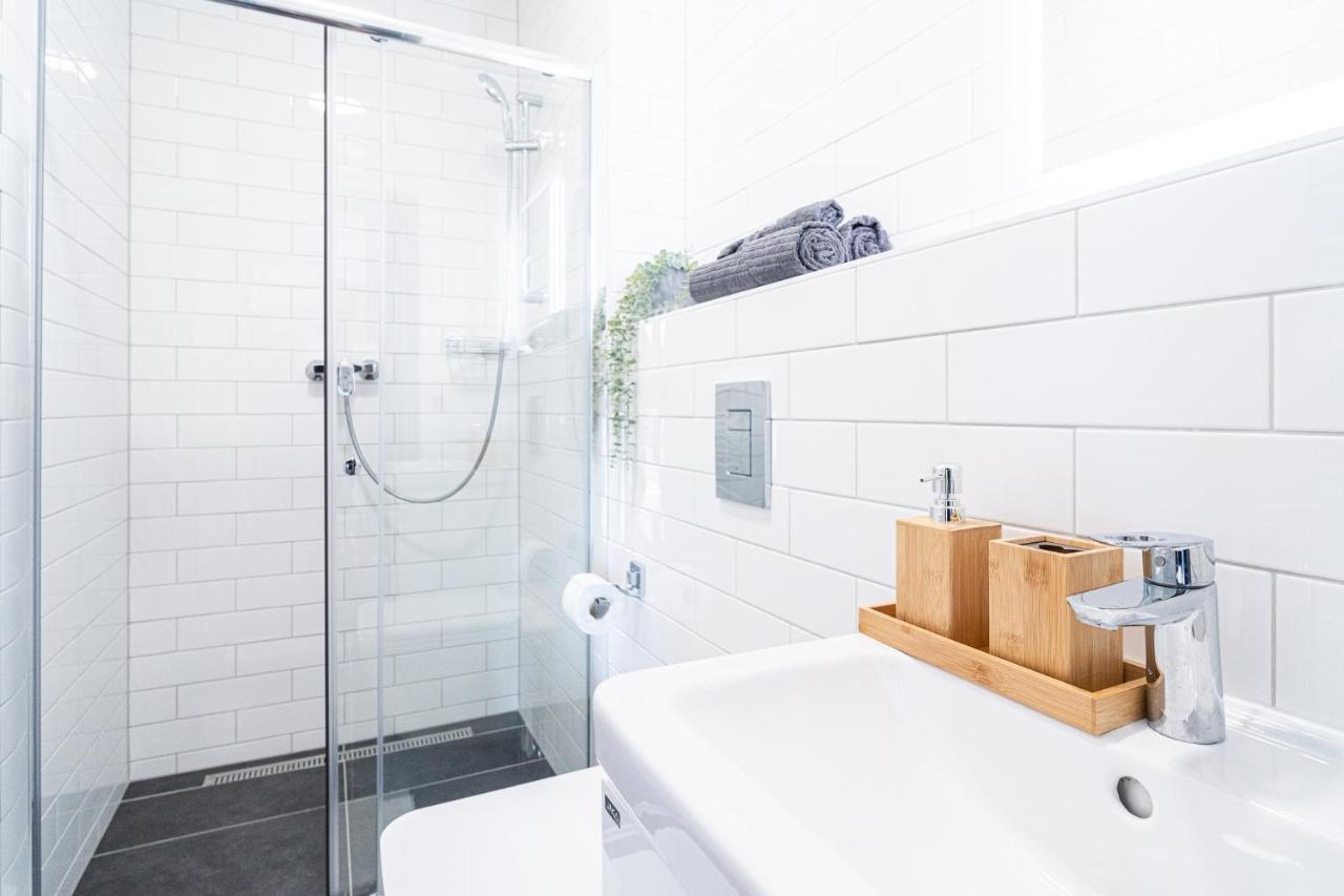 Zeppelin Studio With An Industrial View - Brno Apartment Екстериор снимка